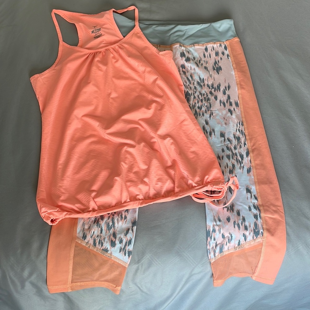 Workout outfit orange and gray